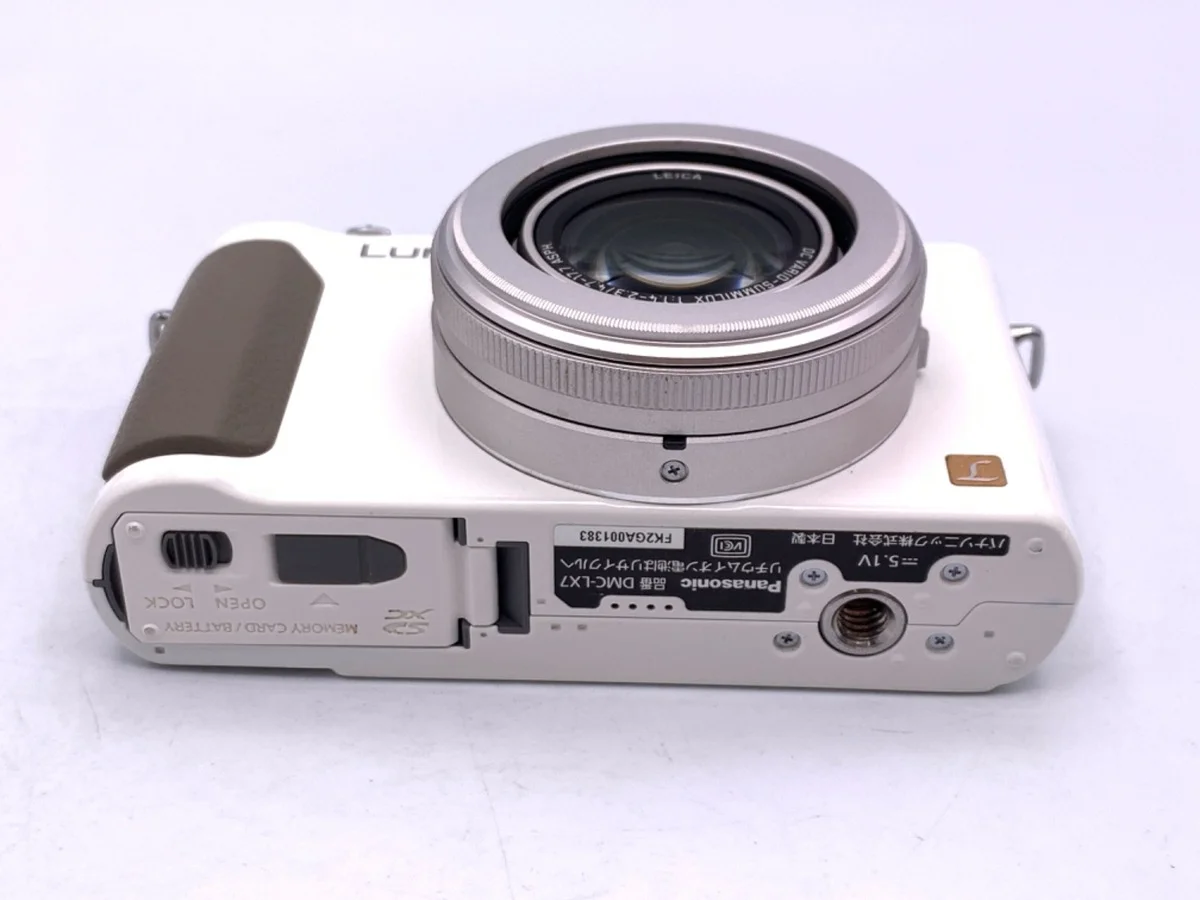 Panasonic LUMIX DMC-LX7-W - 縮圖 3