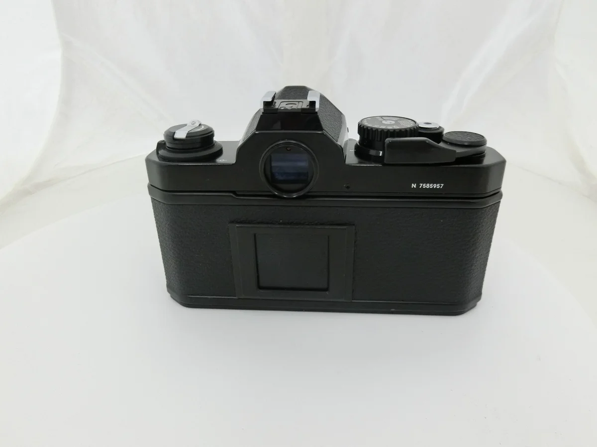 Nikon New FM2 Body - Thumbnail 3