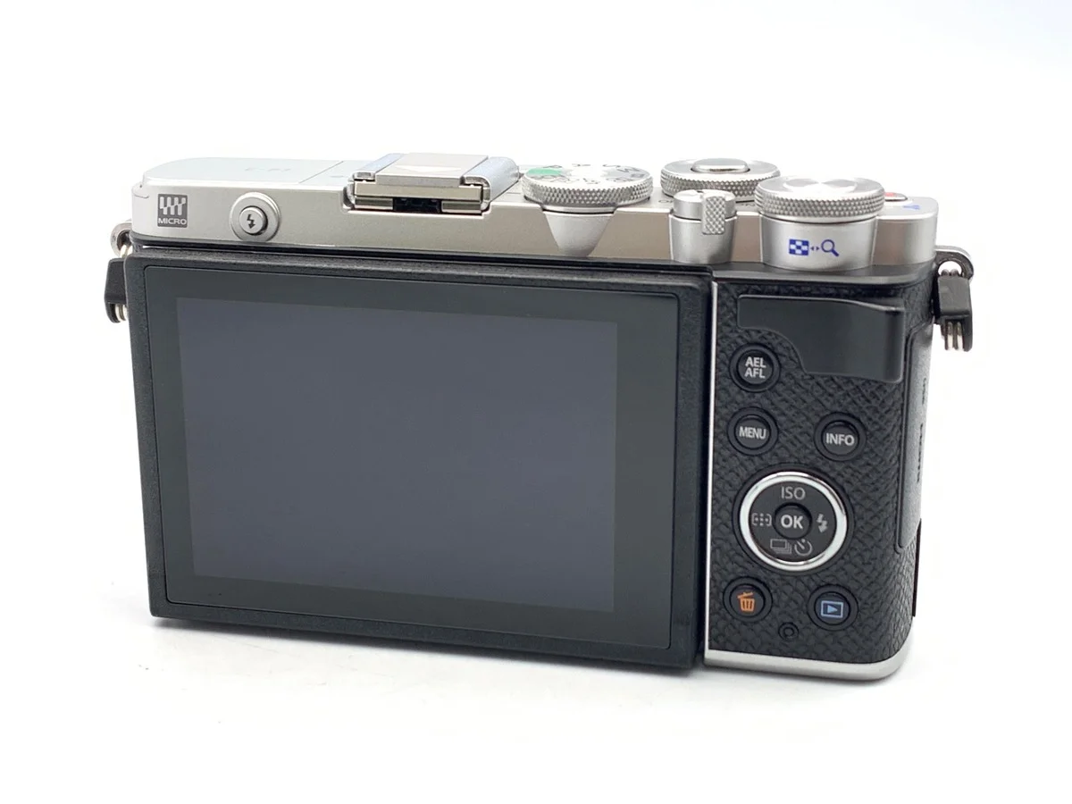 Olympus PEN E-P7 - Thumbnail 2