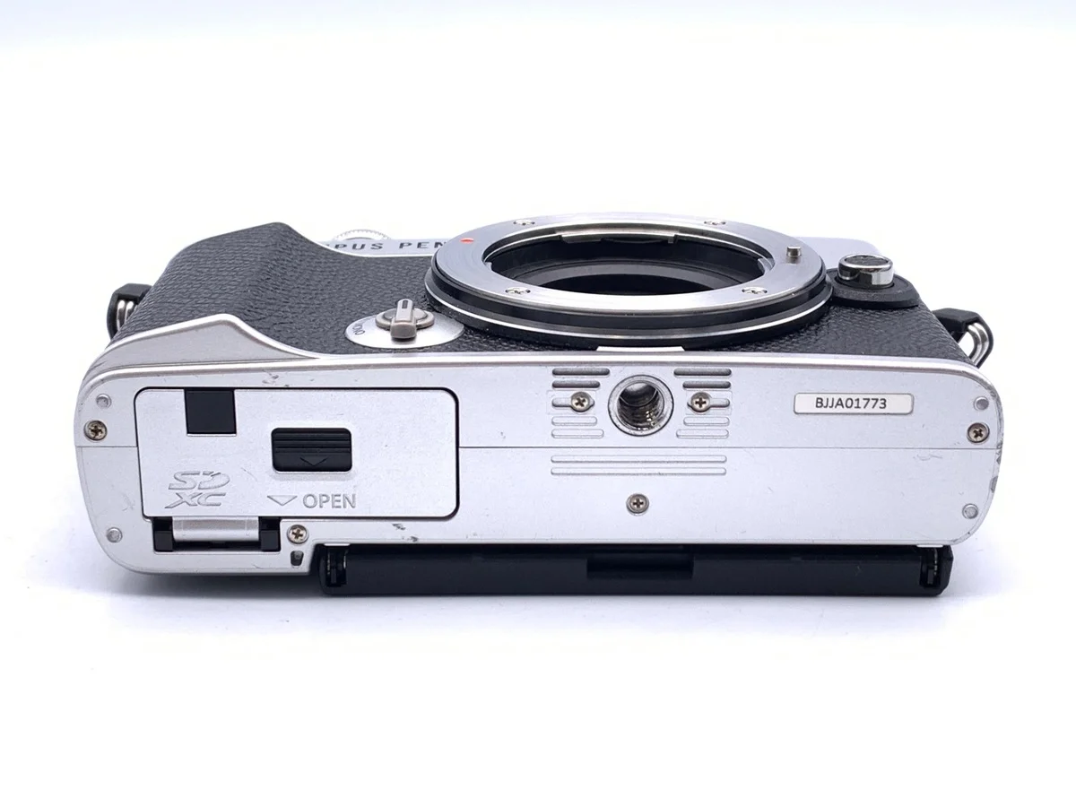 Olympus PEN E-P7 - Thumbnail 3