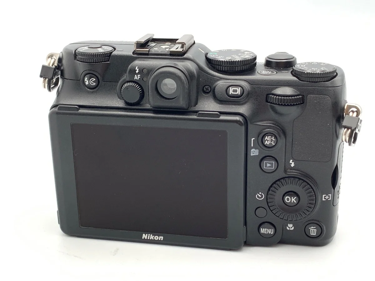 Nikon COOLPIX P7100 - Thumbnail 2