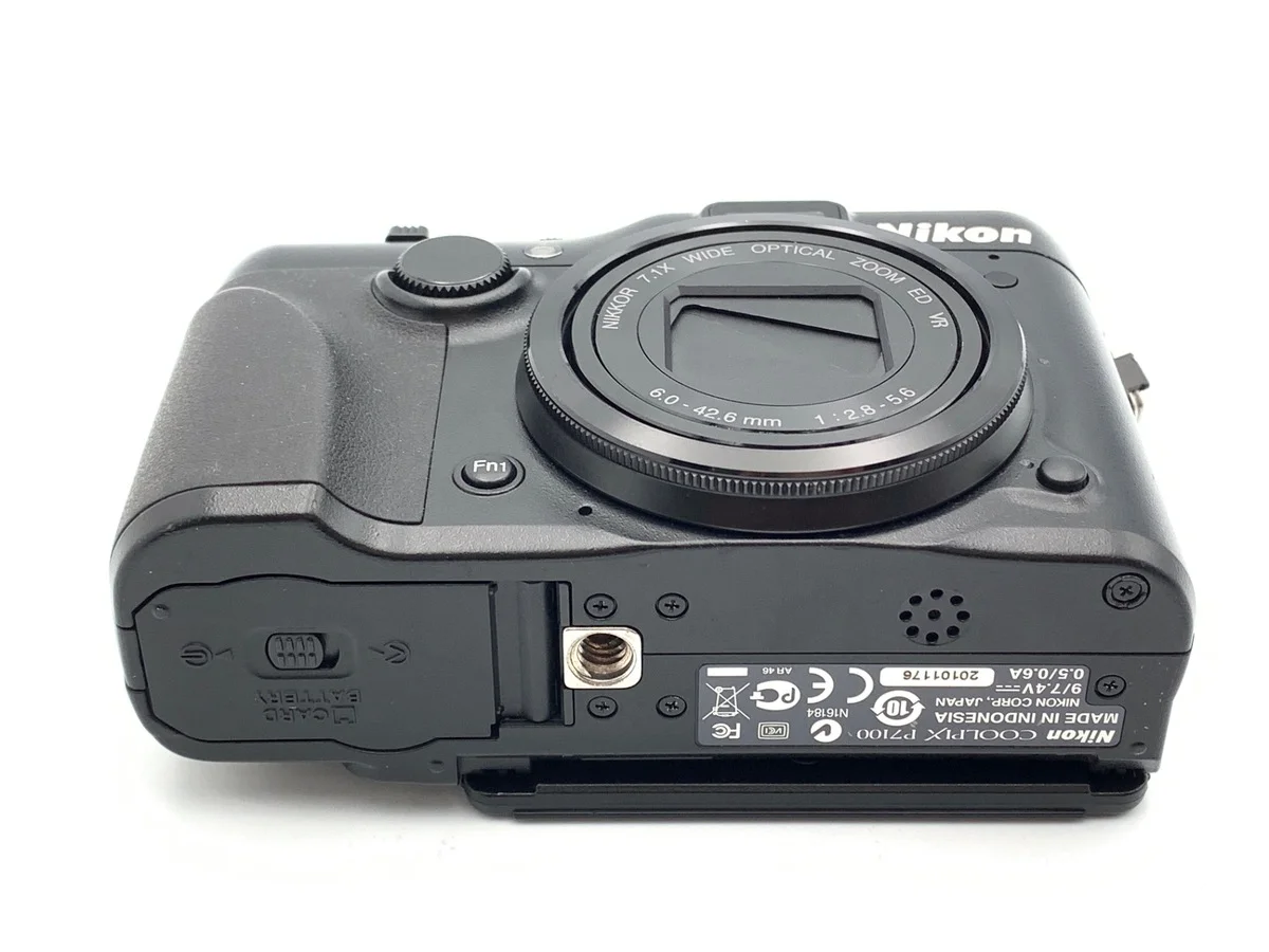 Nikon COOLPIX P7100 - Thumbnail 3