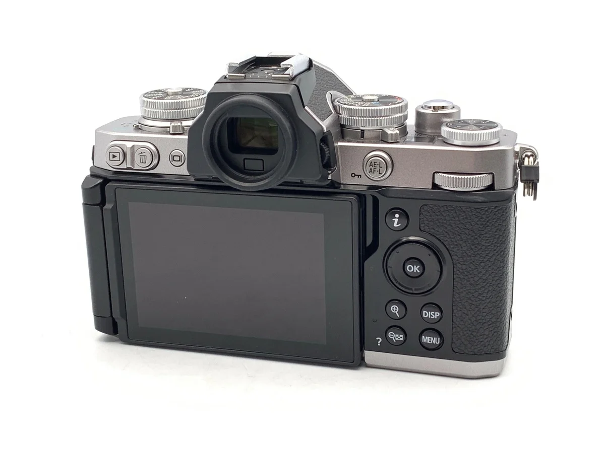 Nikon Zfc - Thumbnail 2