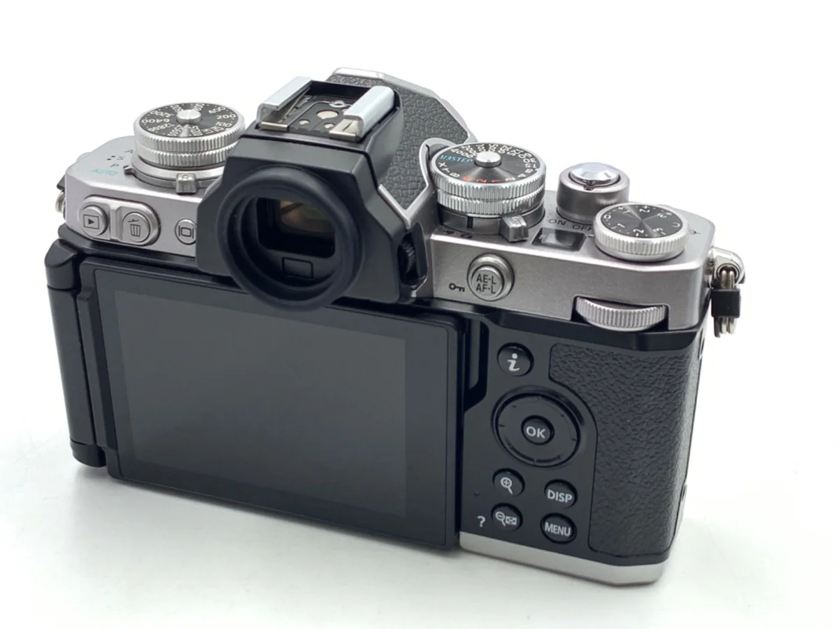 Nikon Zfc - Thumbnail 2