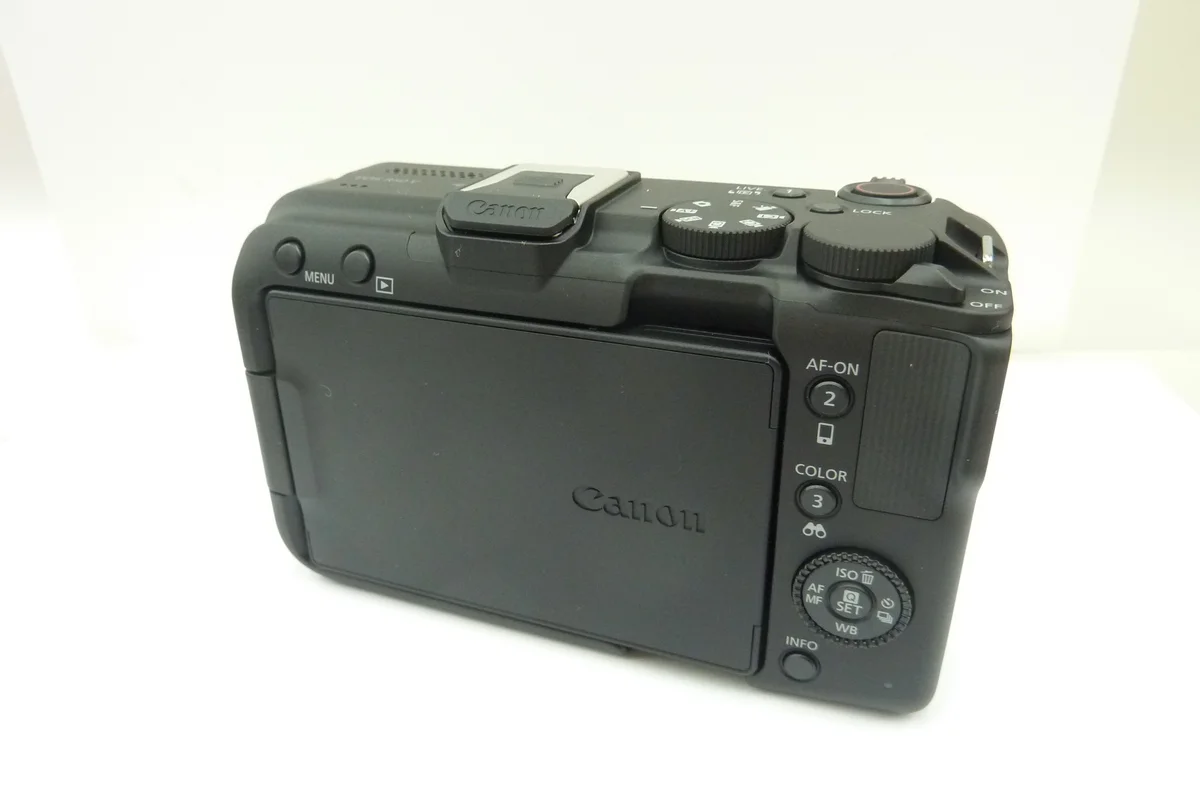 Canon EOS R50 V - Thumbnail 2