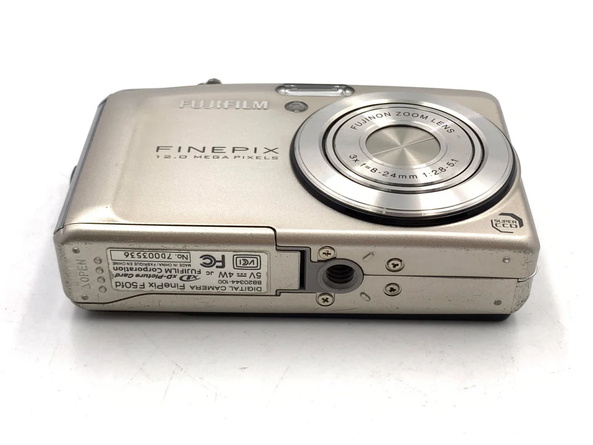 Fujifilm FinePixF50fd - 縮圖 3