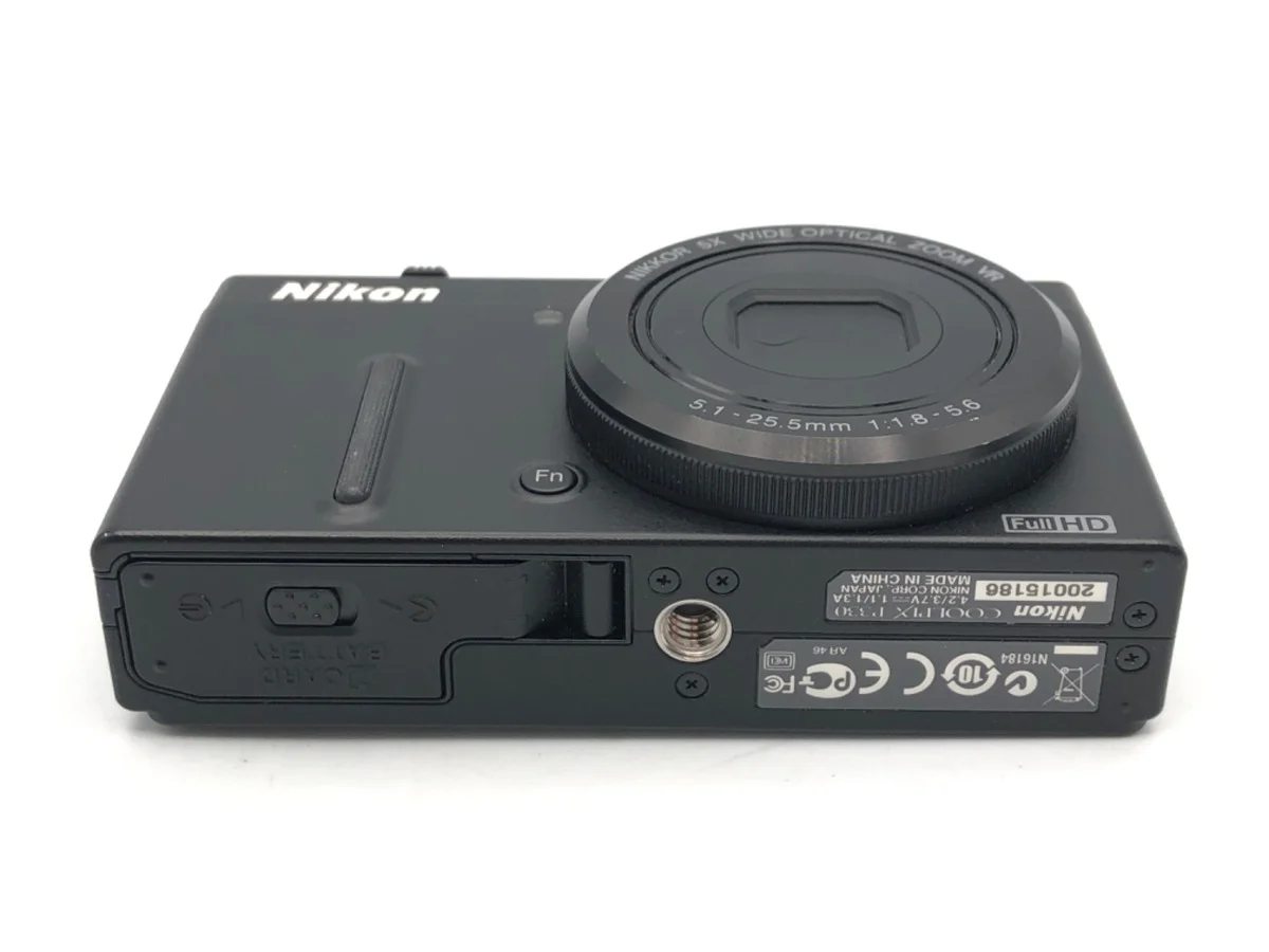 Nikon COOLPIX P330 BK - Thumbnail 3