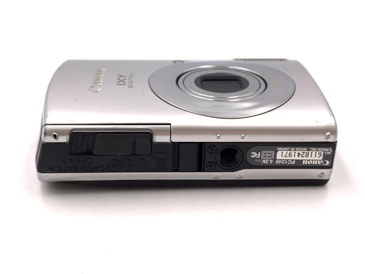 Canon IXY DIGITAL 910IS - Thumbnail 3