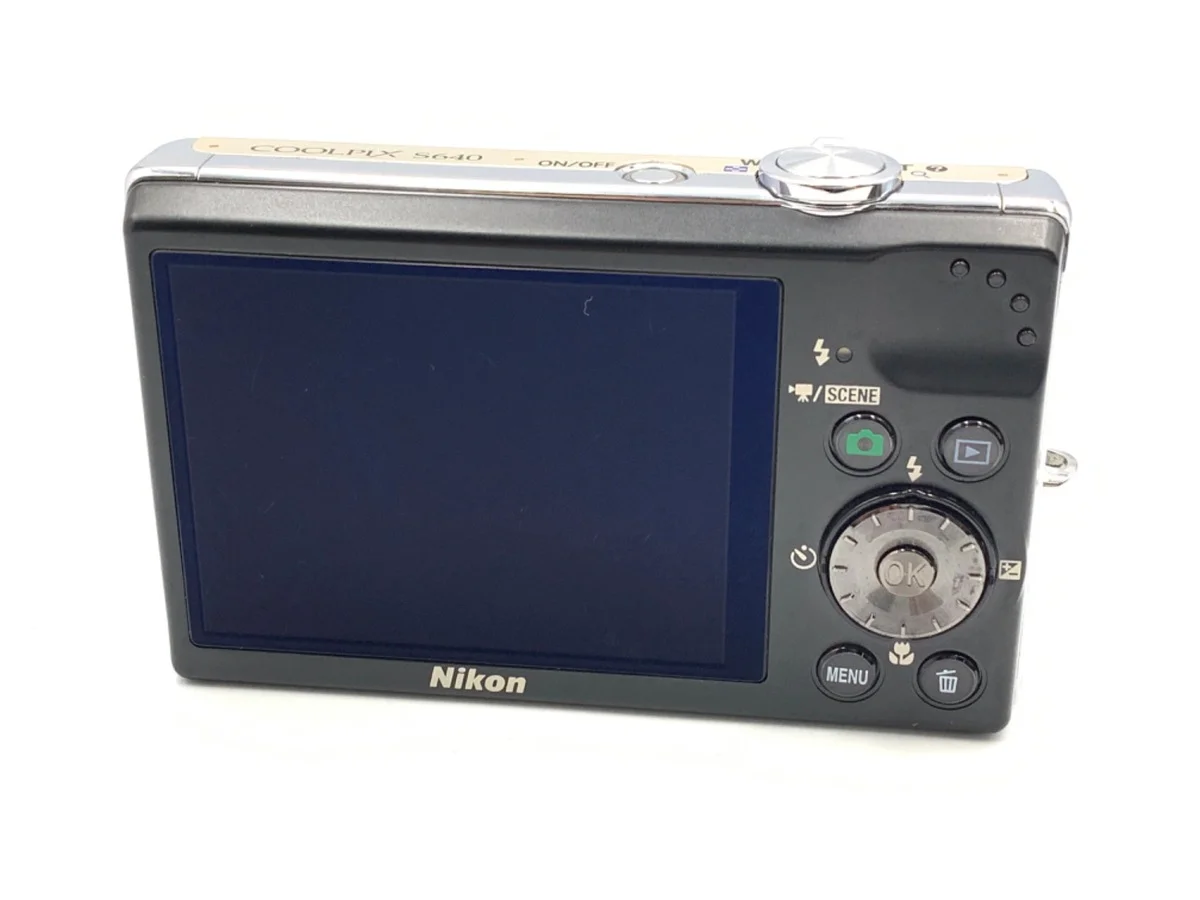 Nikon COOLPIX S640 - Thumbnail 2