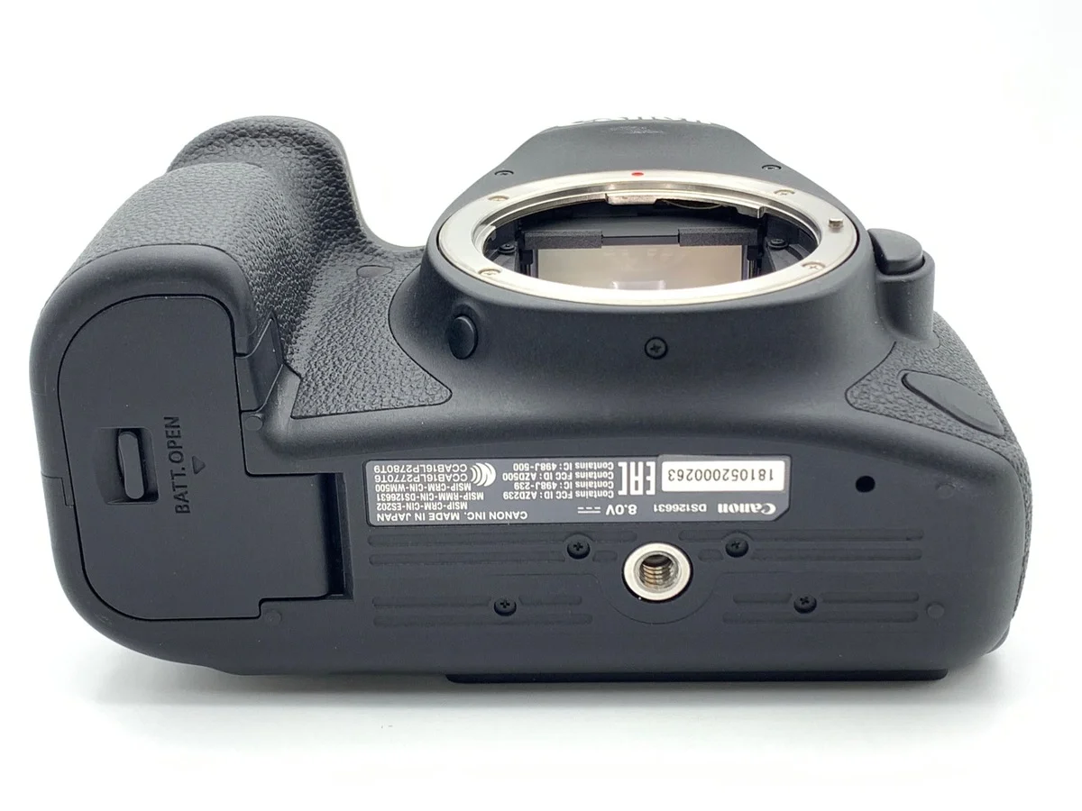 Canon EOS 6D MarkII - Thumbnail 3