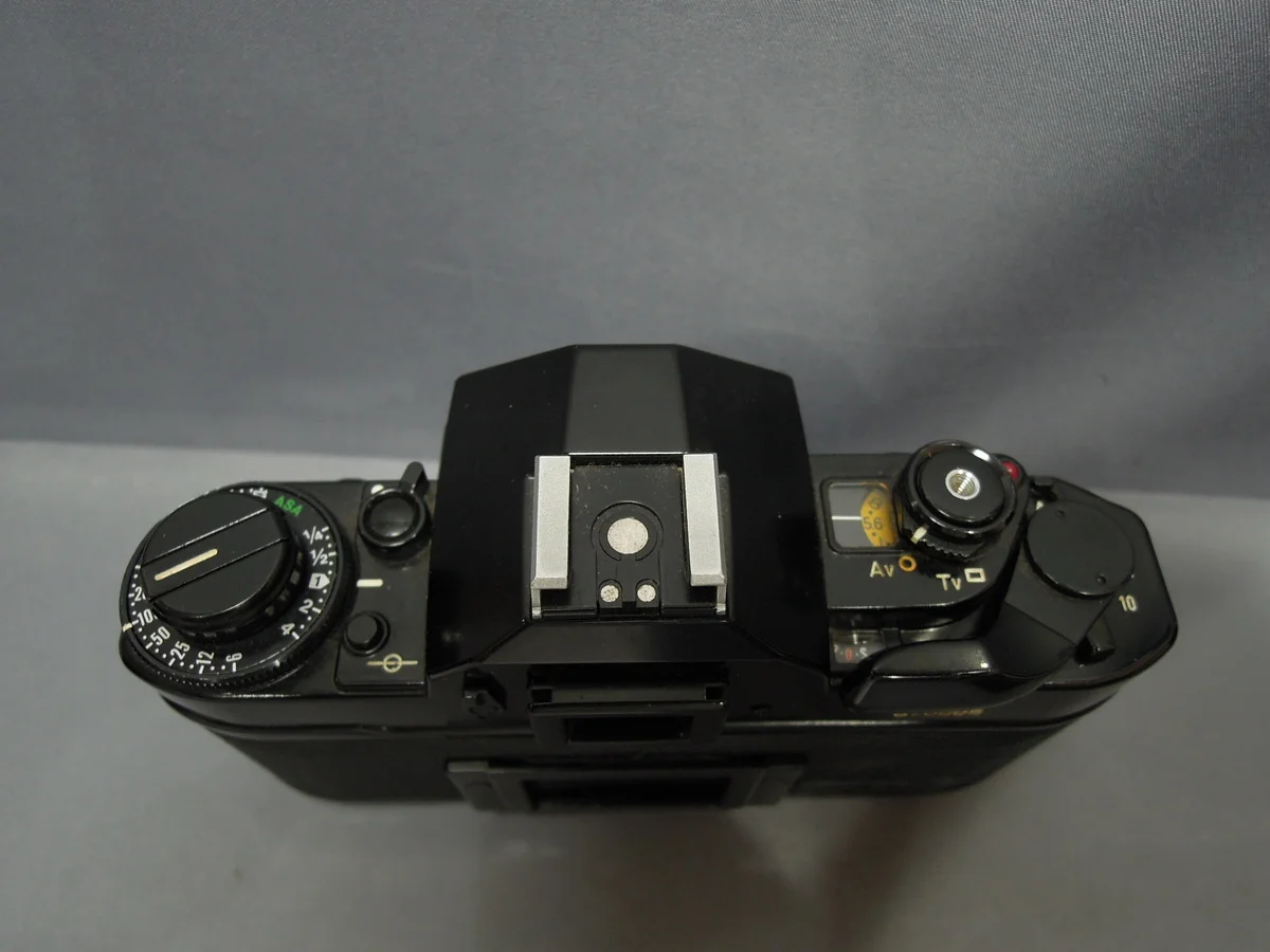 Canon A-1 - Thumbnail 2