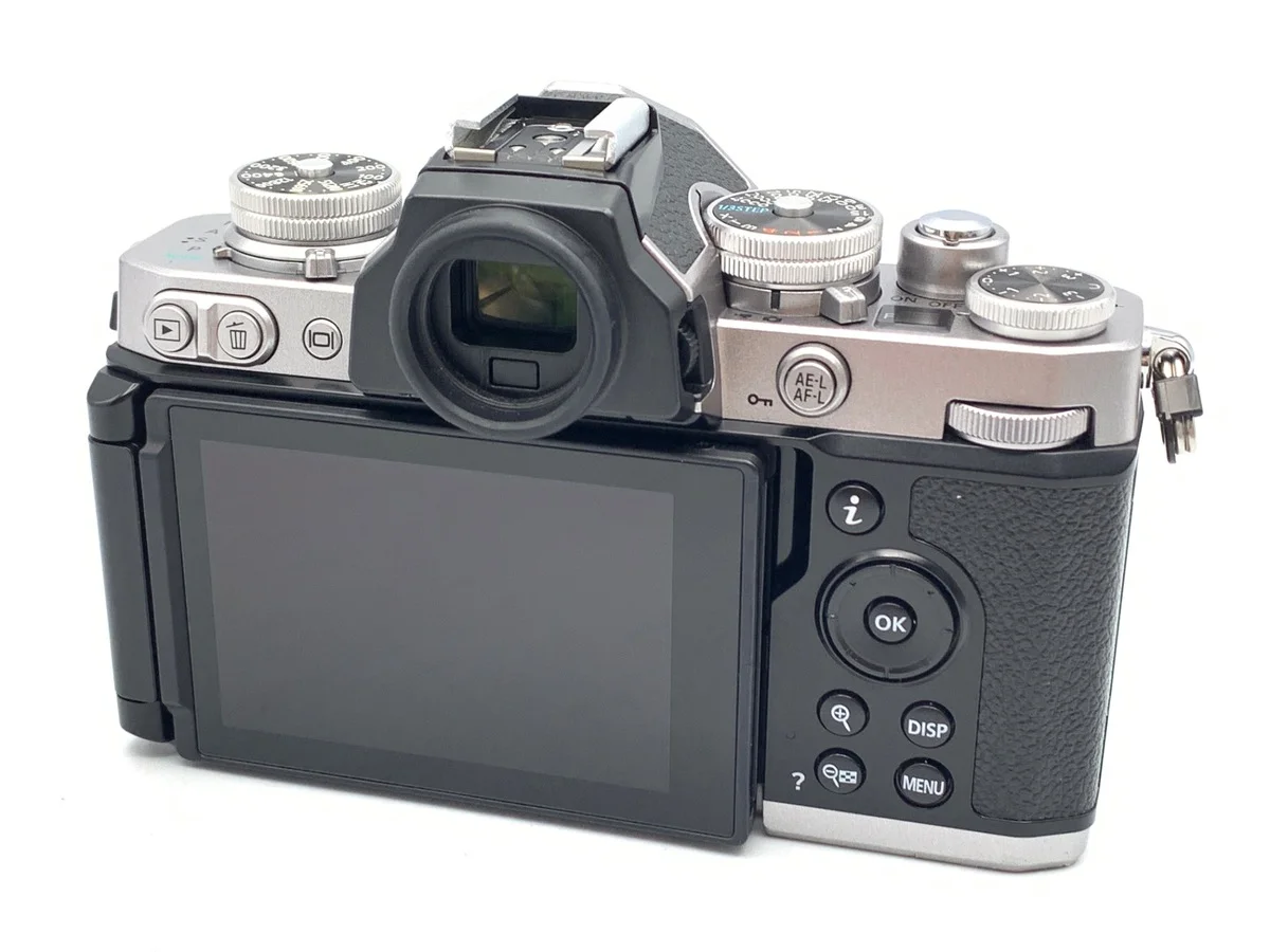 Nikon Zfc - Thumbnail 2