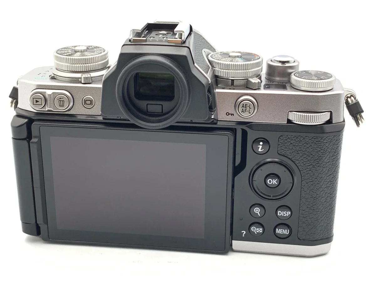 Nikon Zfc - Thumbnail 2