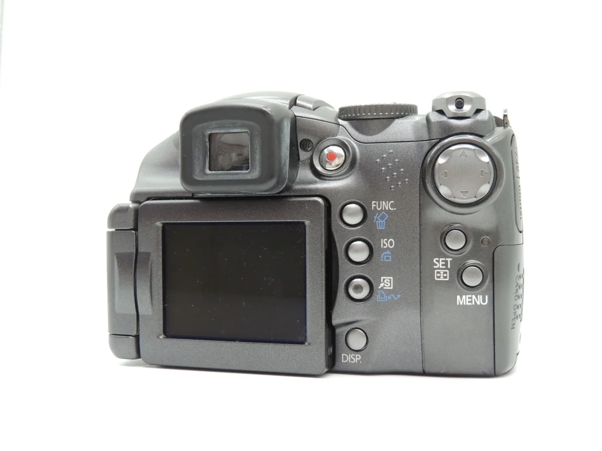 Canon PowerShot S3 IS - Thumbnail 2