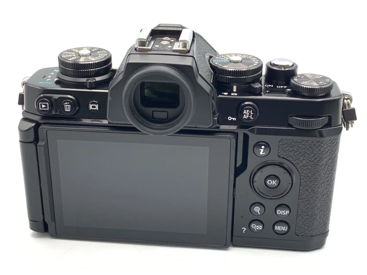 Nikon Zfc - Thumbnail 2