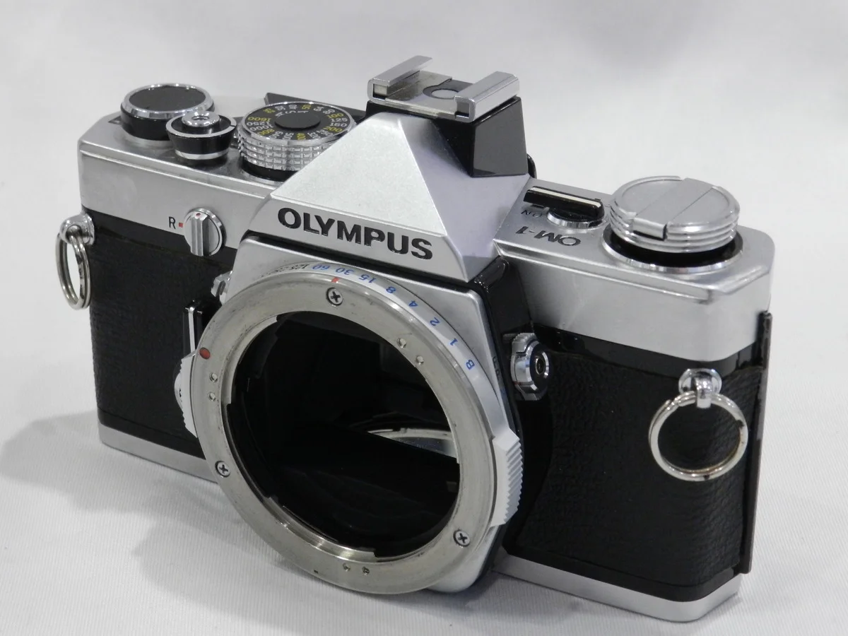 Olympus OM-1
