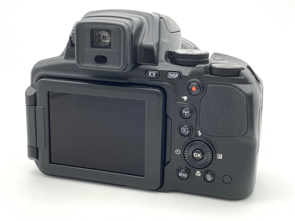 Nikon COOLPIX P900 - Thumbnail 2