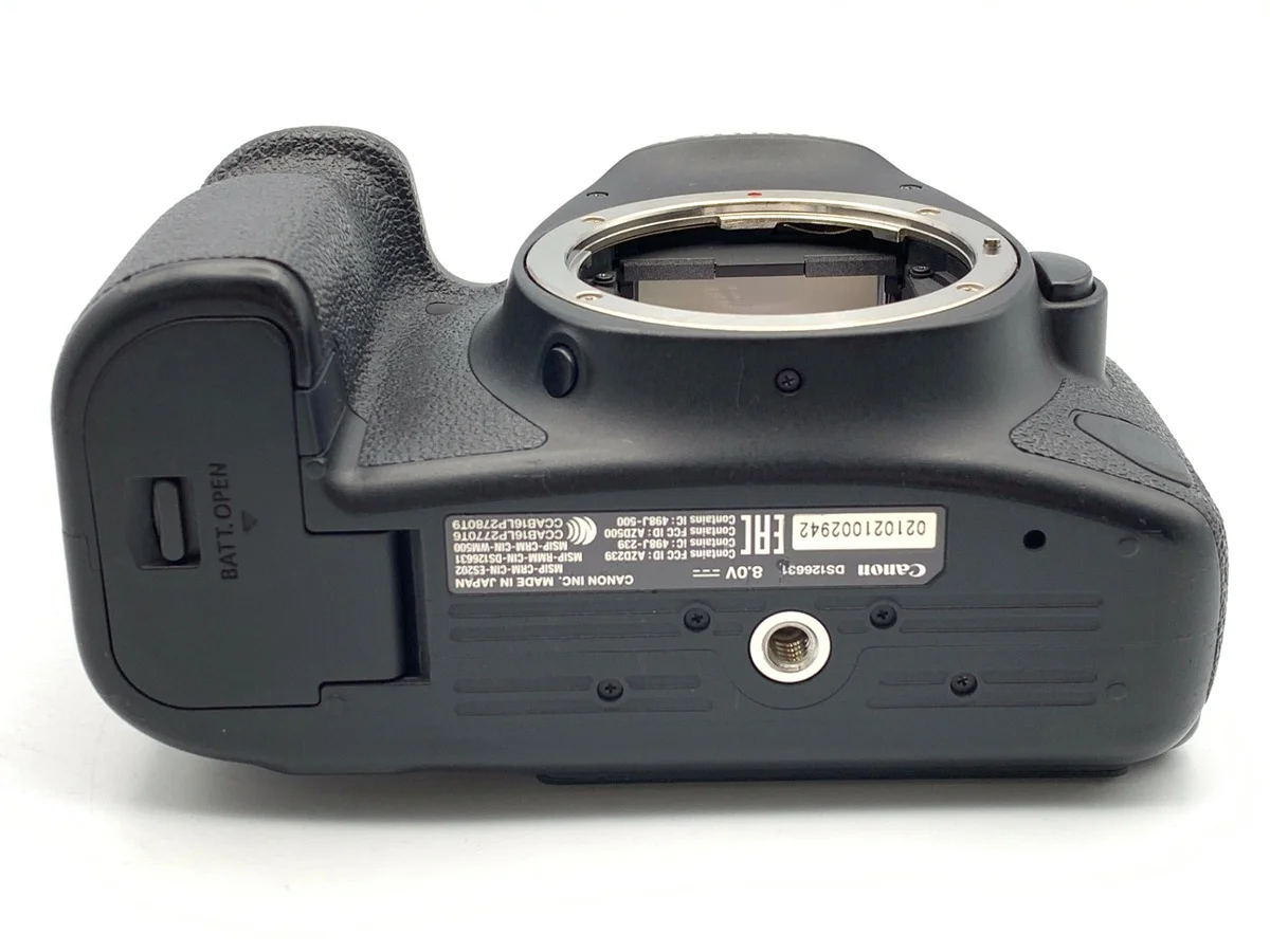 Canon EOS 6D MarkII - Thumbnail 3