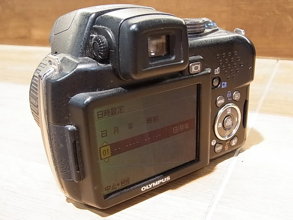 Olympus CAMEDIA SP-565UZ - 縮圖 2