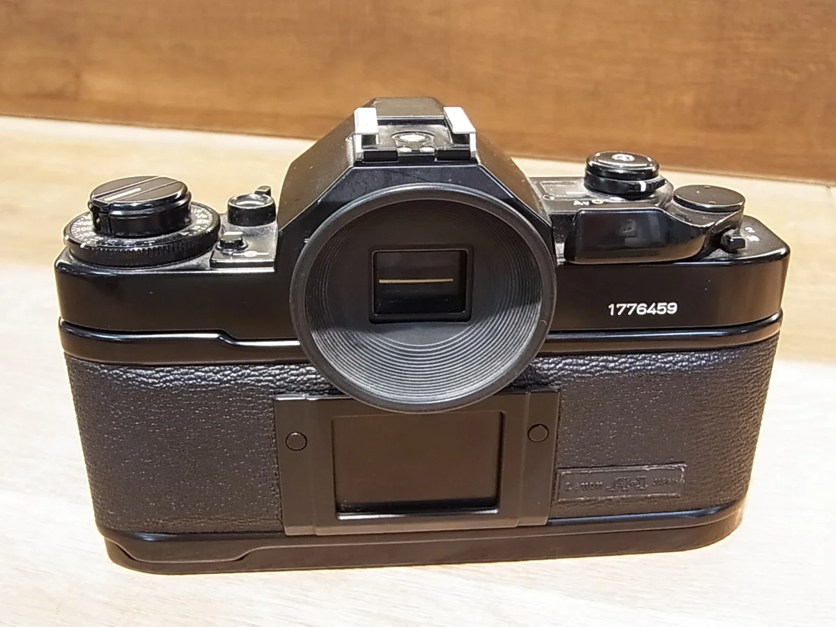 Canon A-1 - Thumbnail 2