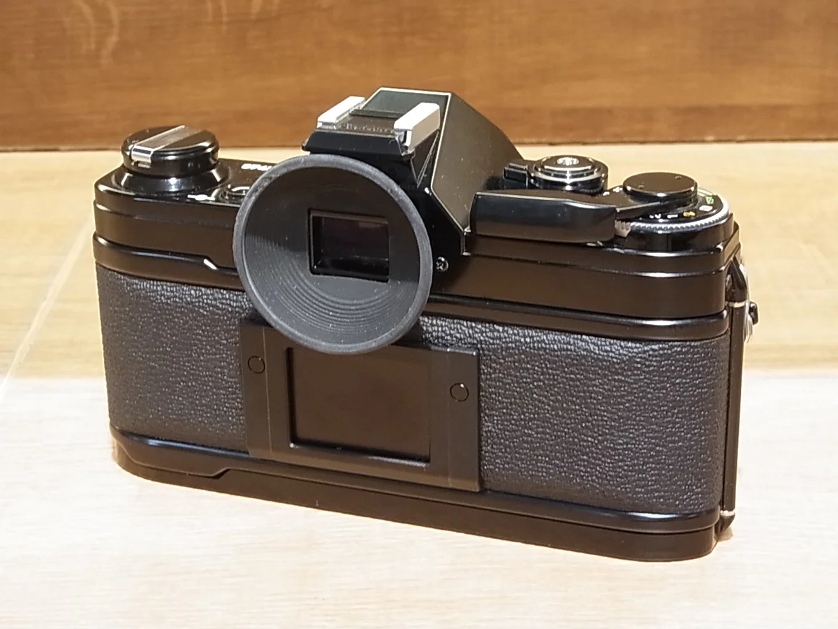 Canon AE-1 - Thumbnail 2