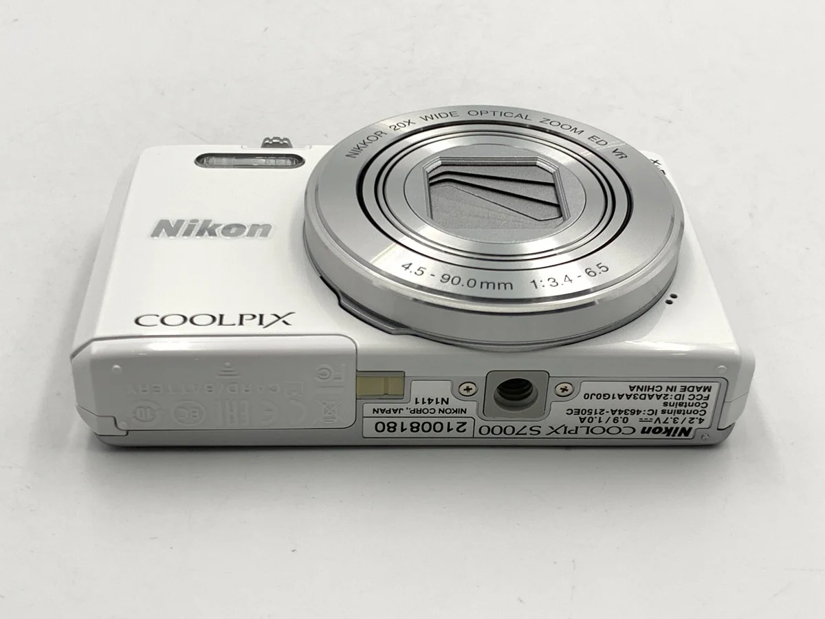 Nikon COOLPIX S7000WH - Thumbnail 3