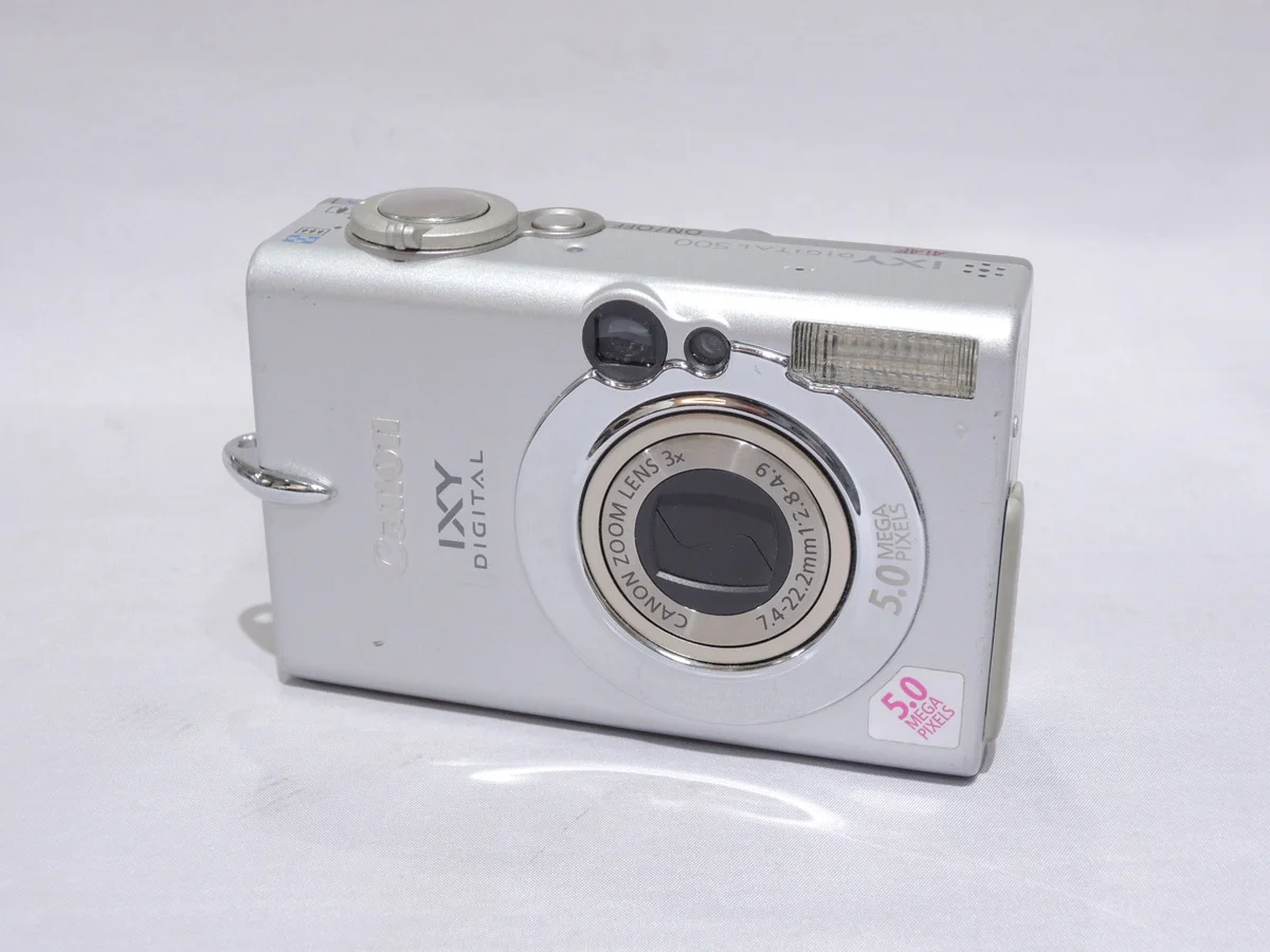 Canon IXY DIGITAL 500