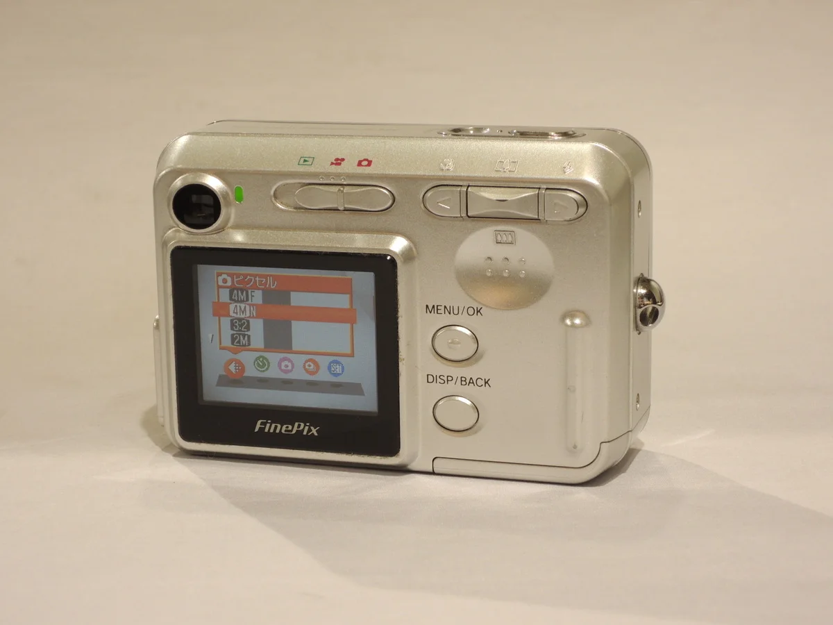 Fujifilm FinePix A345 - 縮圖 2