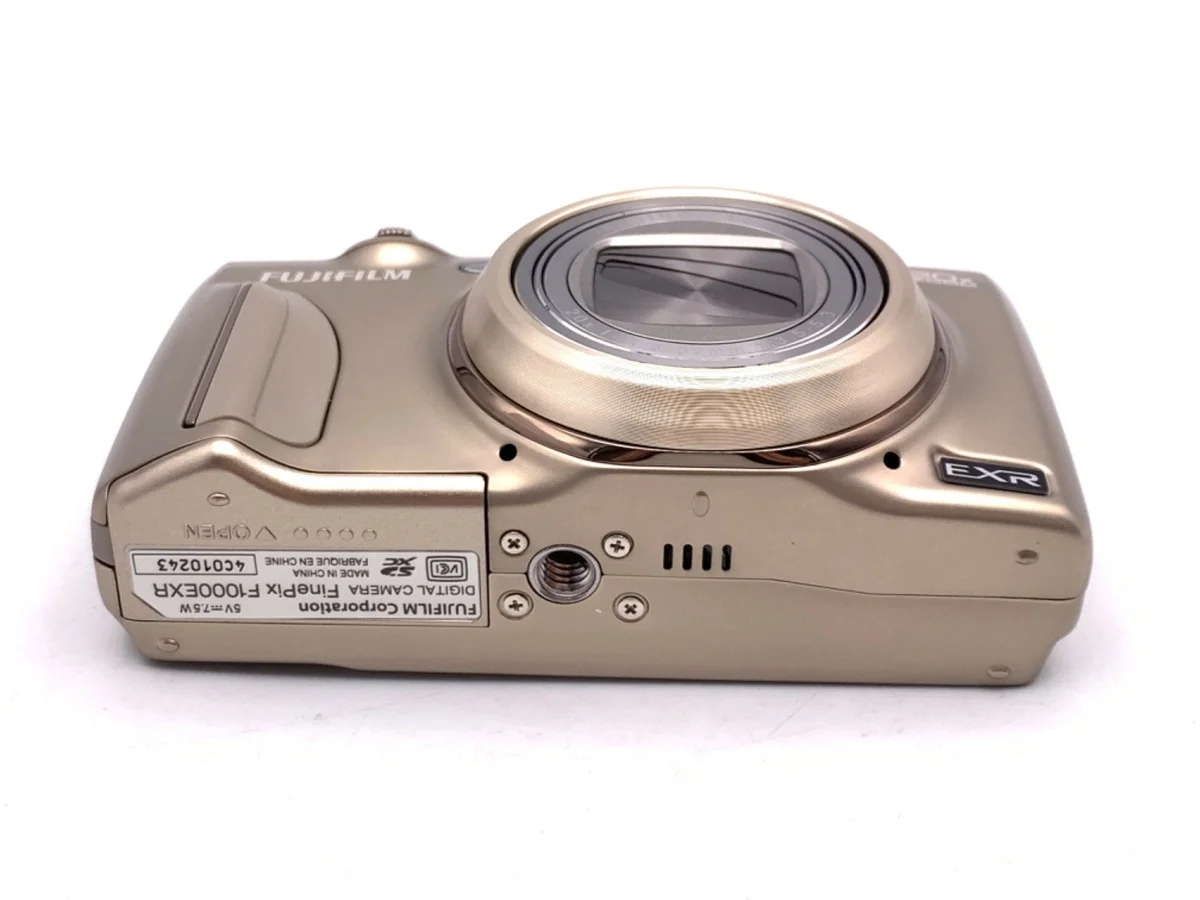 Fujifilm FinePix F1000EXR - Thumbnail 3