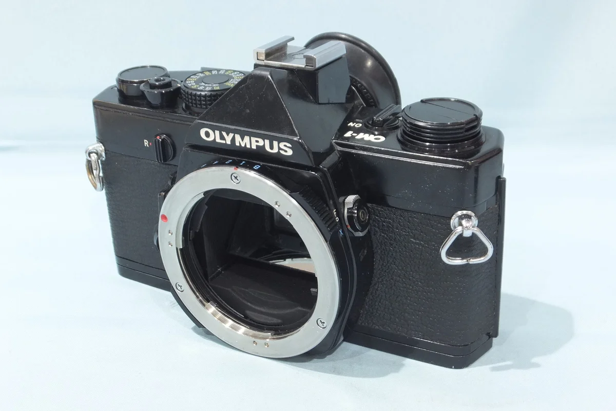 Olympus OM-1