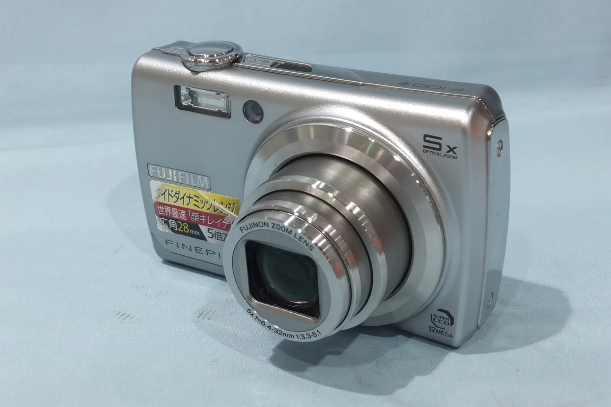 Fujifilm FinePixF100fd