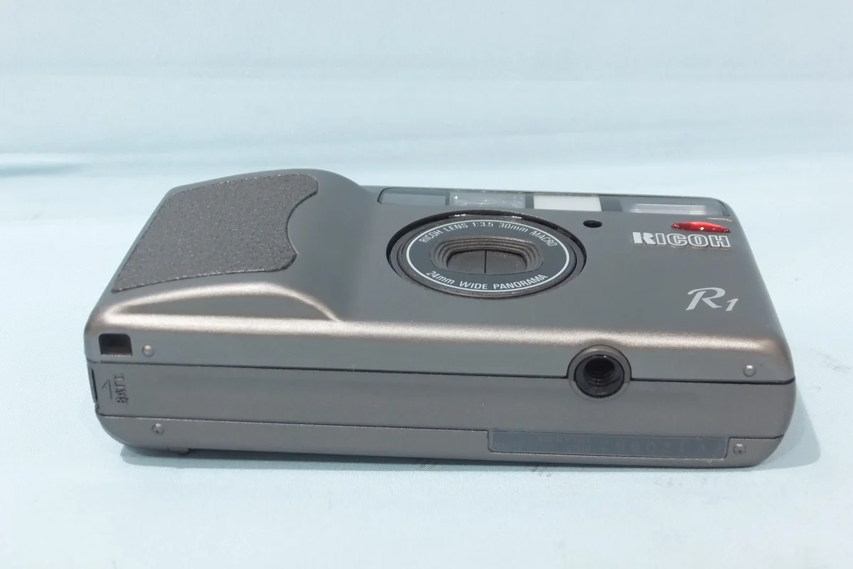 Ricoh R1(30mm F3.5/24mm F8) - 縮圖 3