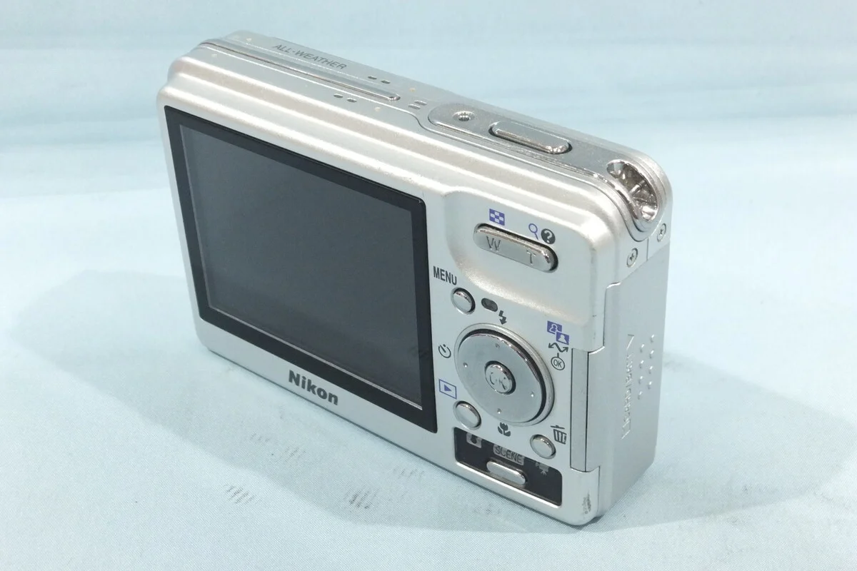 Nikon COOLPIX S2 510 - Thumbnail 2
