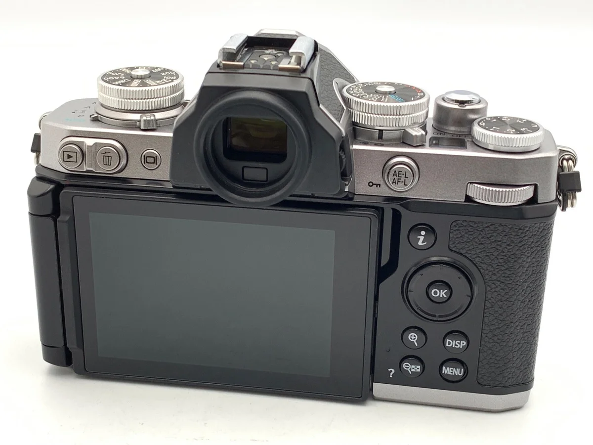 Nikon Zfc - Thumbnail 2