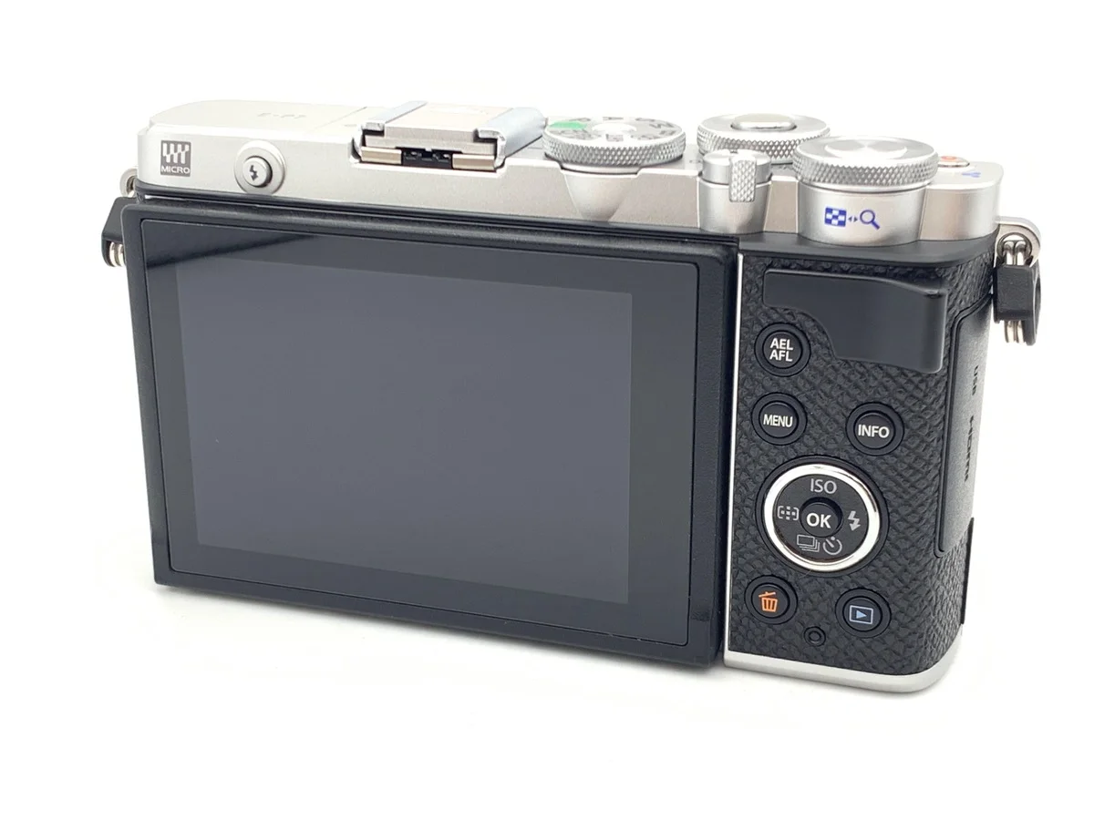 Olympus PEN E-P7 - Thumbnail 2