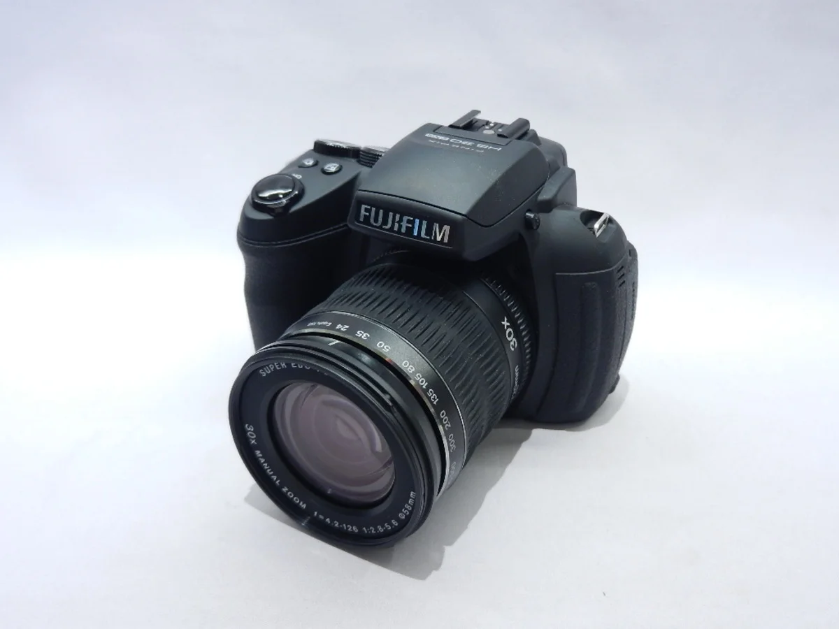 Fujifilm FinePix HS30EXR