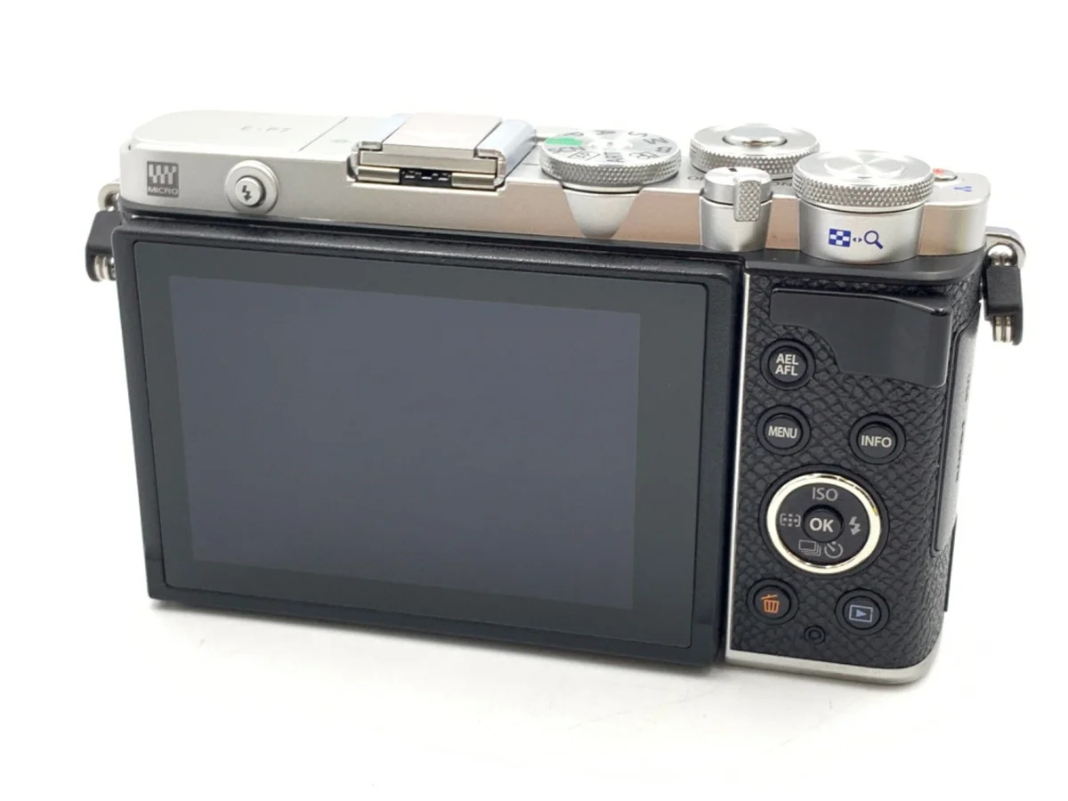 Olympus PEN E-P7 - Thumbnail 2