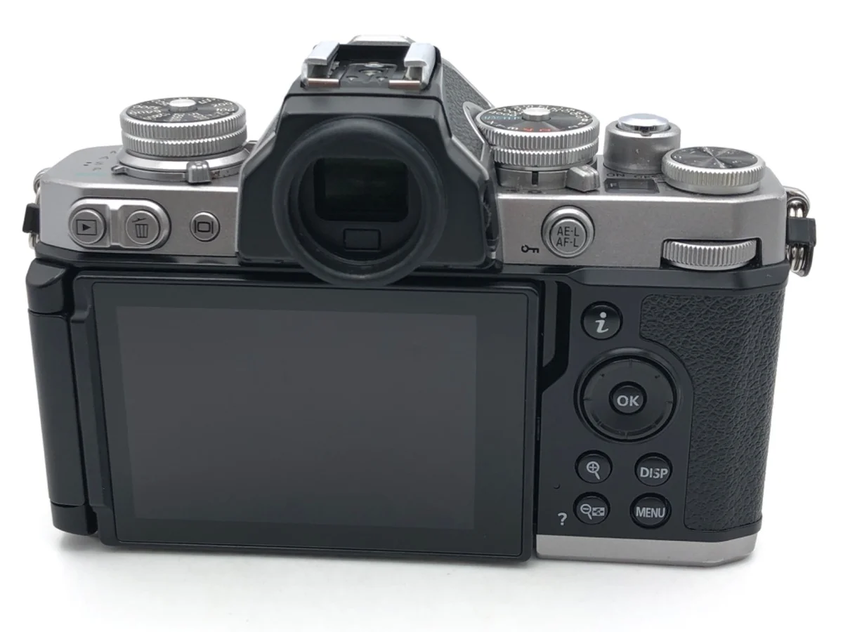Nikon Zfc - Thumbnail 2