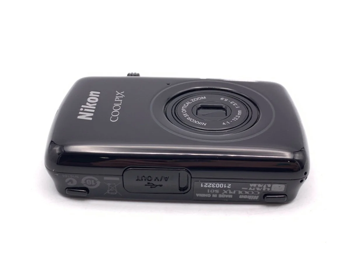 Nikon COOLPIX S01 BK - Thumbnail 3