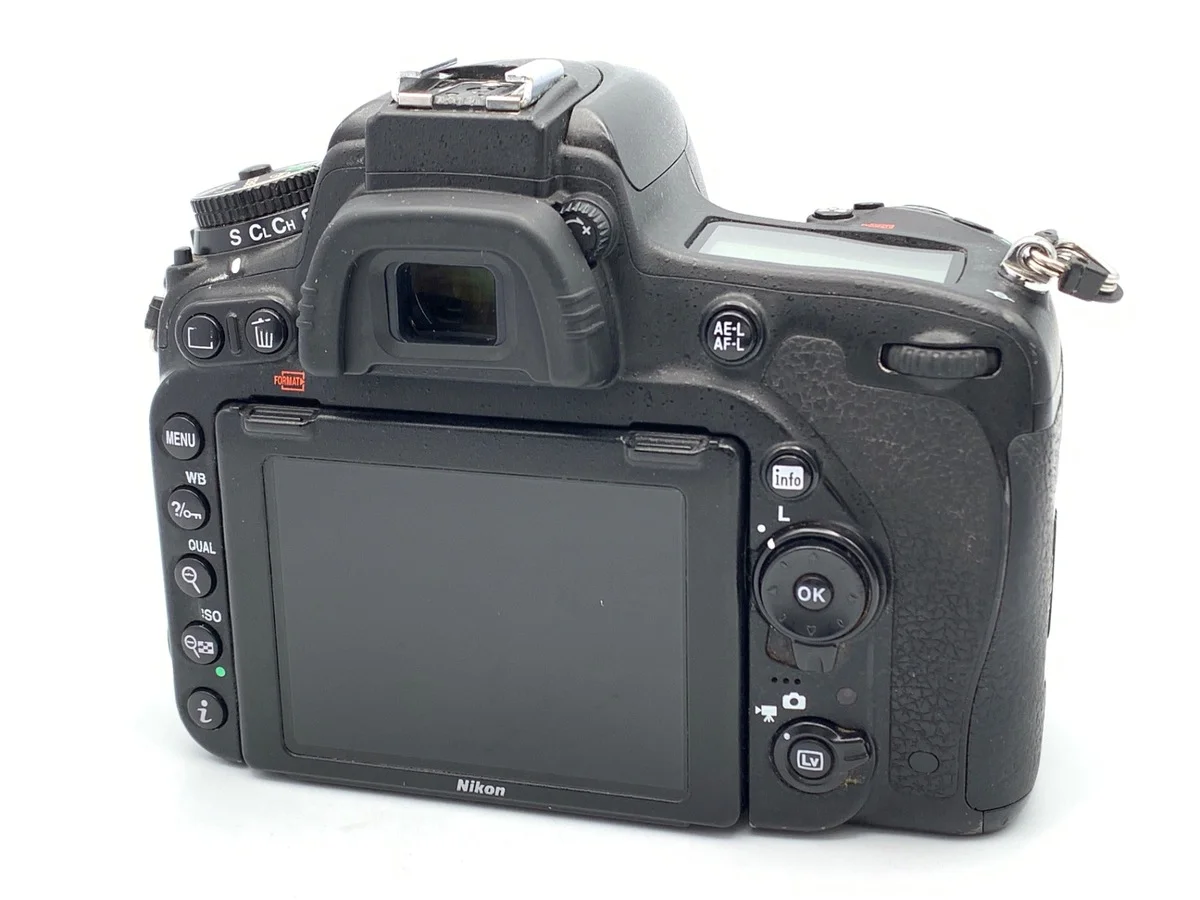 Nikon D750 - Thumbnail 2