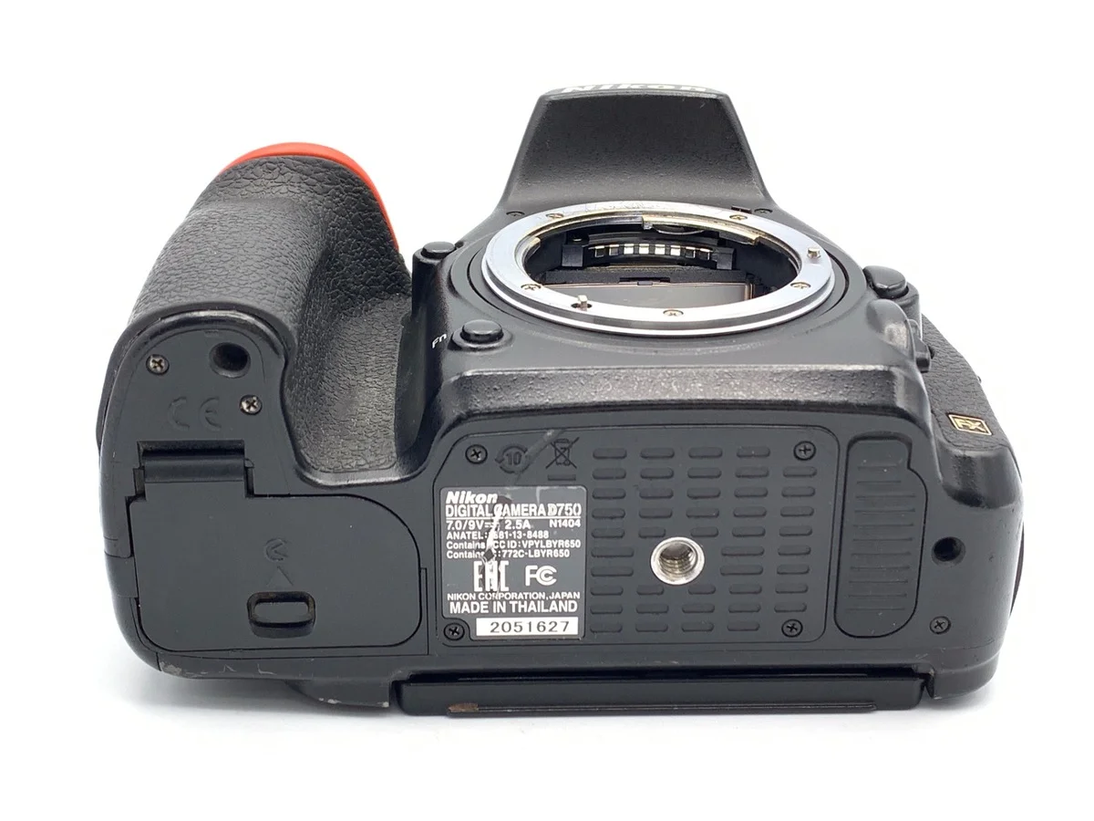 Nikon D750 - Thumbnail 3