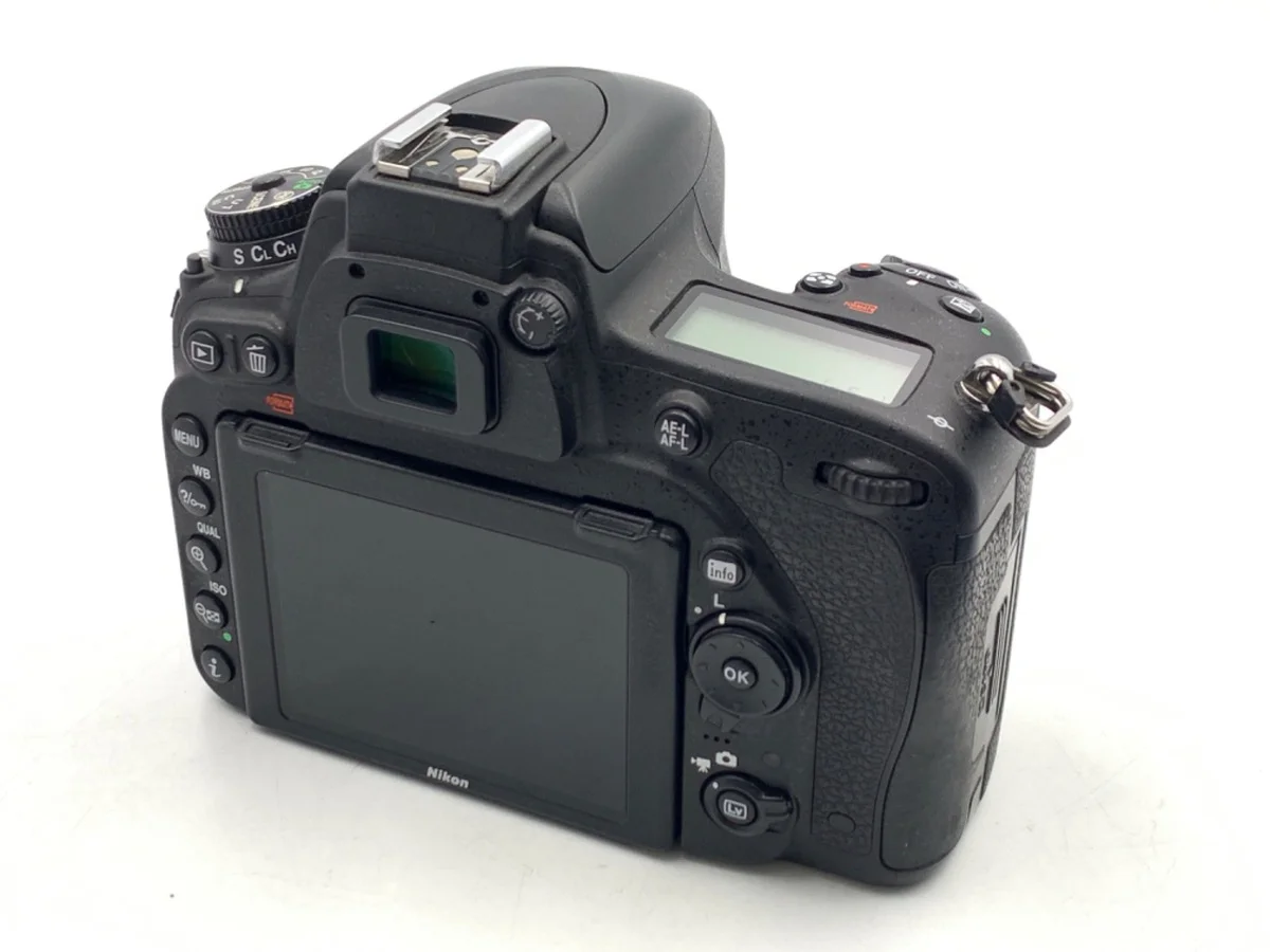 Nikon D750 - Thumbnail 2