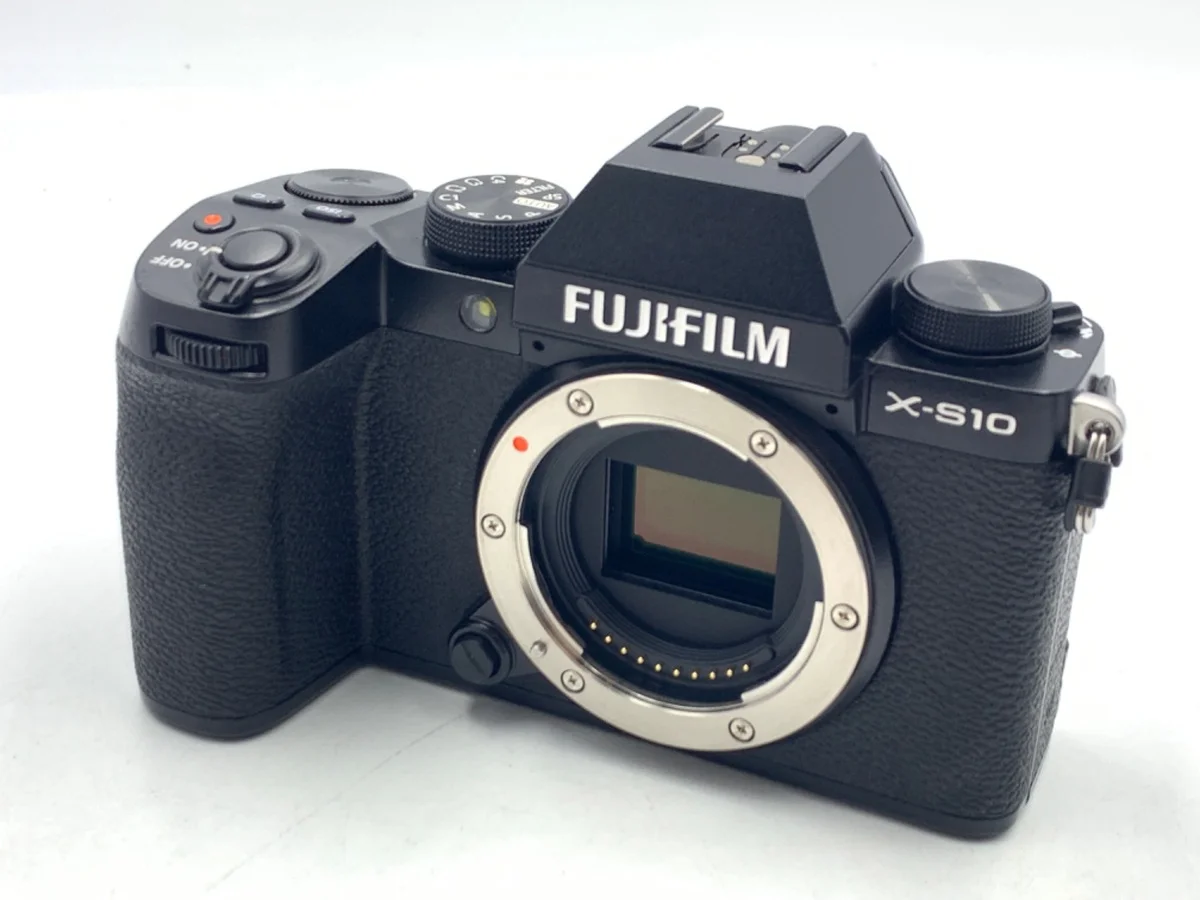 Fujifilm X-S10