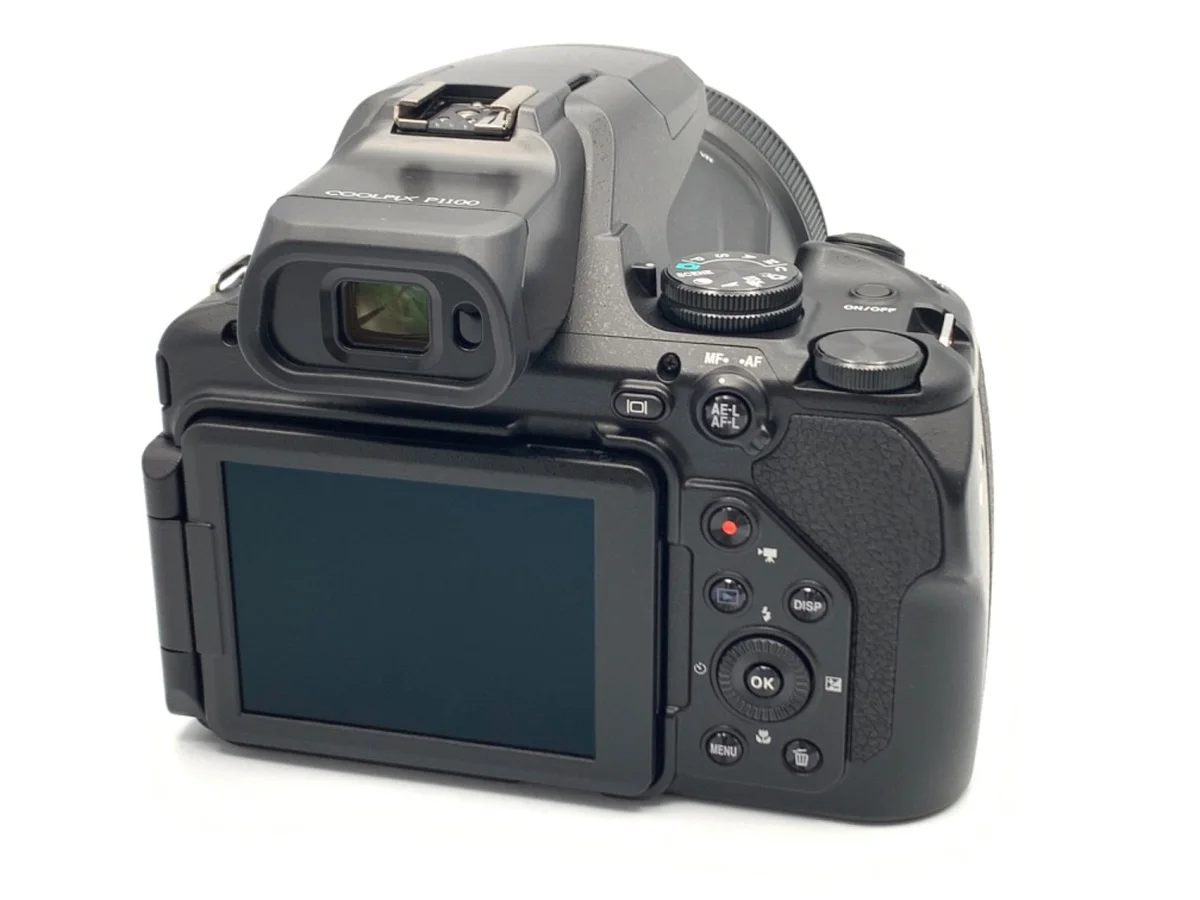 Nikon COOLPIX P1100 - Thumbnail 2