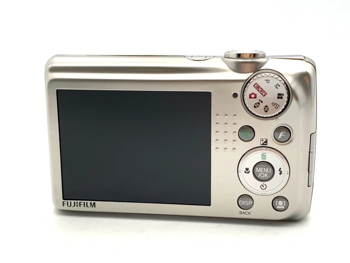 Fujifilm FinePix F70EXR - Thumbnail 2