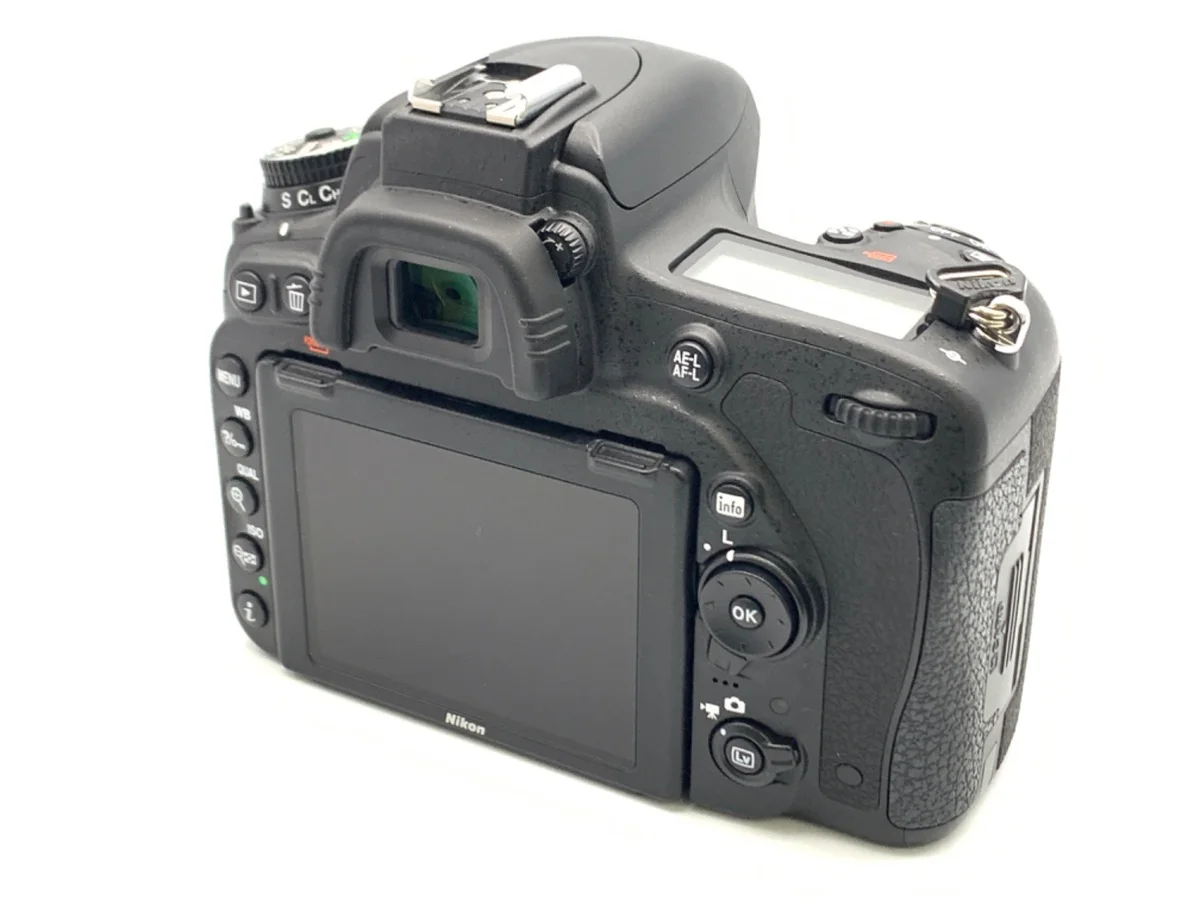 Nikon D750 - Thumbnail 2