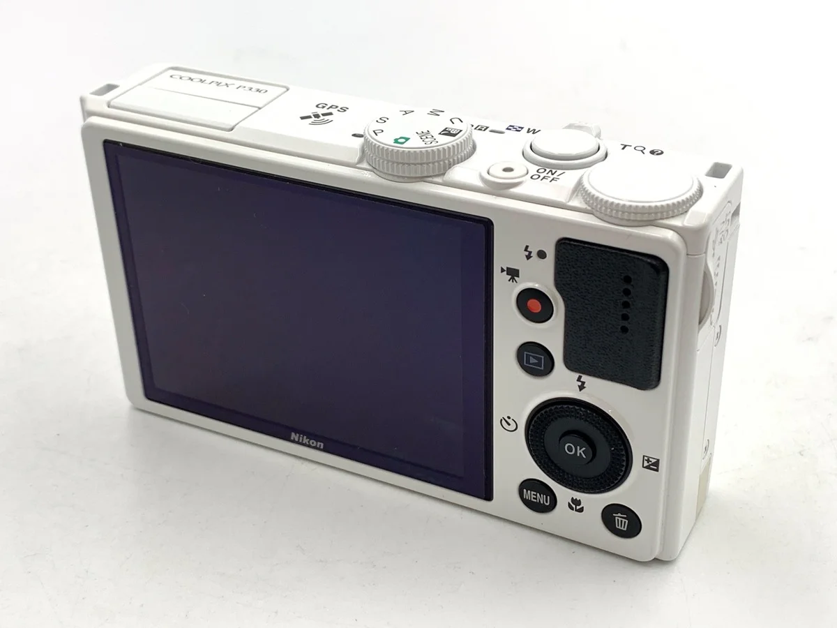 Nikon COOLPIX P330 WH - Thumbnail 2