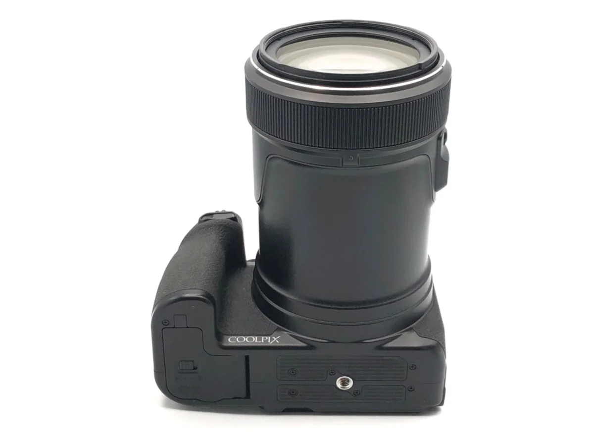 Nikon COOLPIX P1100 - Thumbnail 3