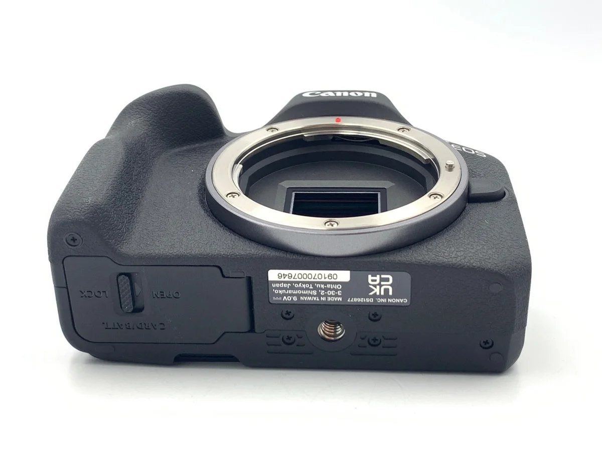 Canon EOS R50 - Thumbnail 3