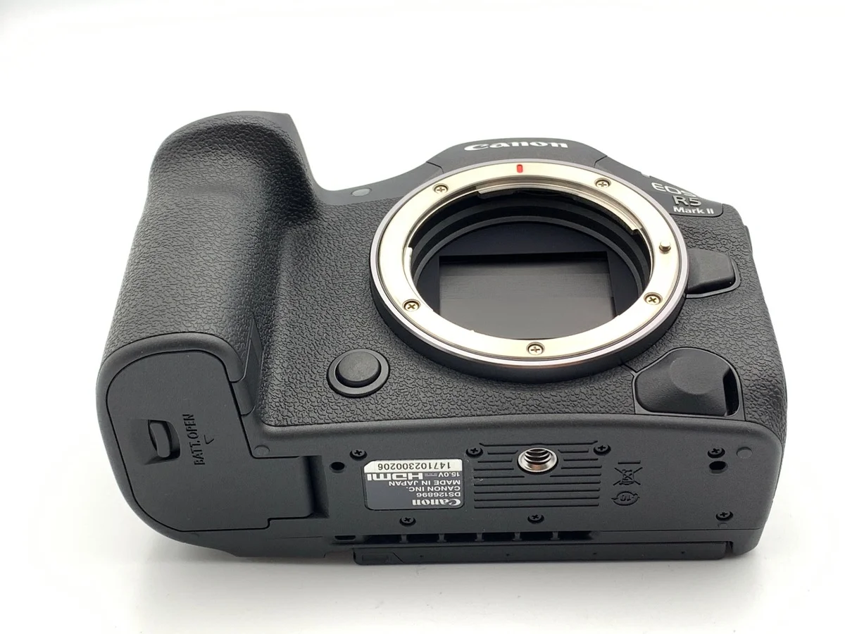 Canon EOS R5 Mark II - Thumbnail 3